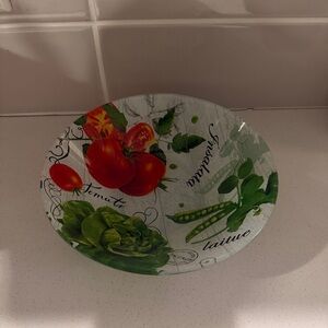 Decorative Vegetable Salad Bowl - Red Tomatoes & Green Veggies